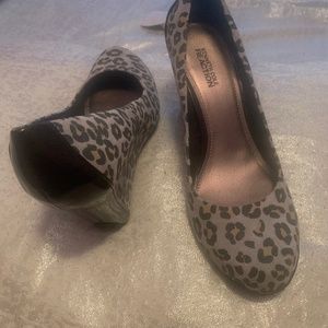 Ladies Shoes